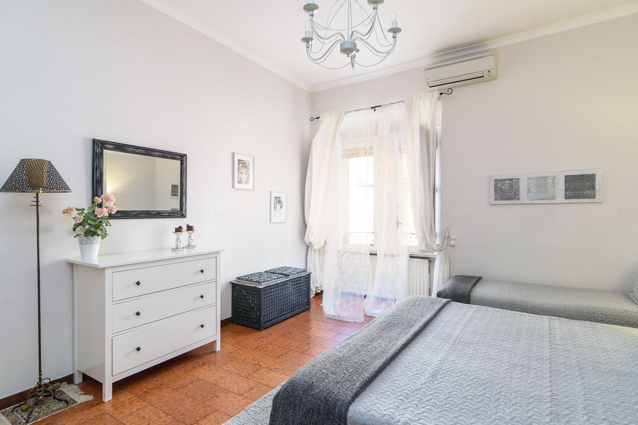 Finally Roma Apartment Екстер'єр фото